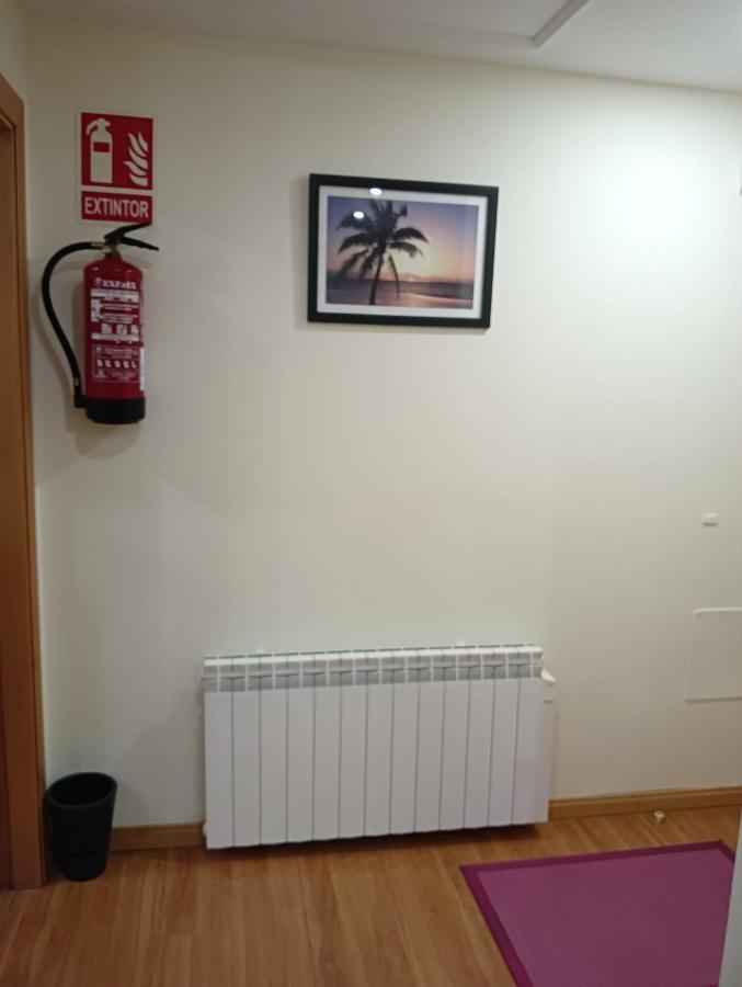 Apartamentos Chevere Rojo-Huca اوفيدو المظهر الخارجي الصورة