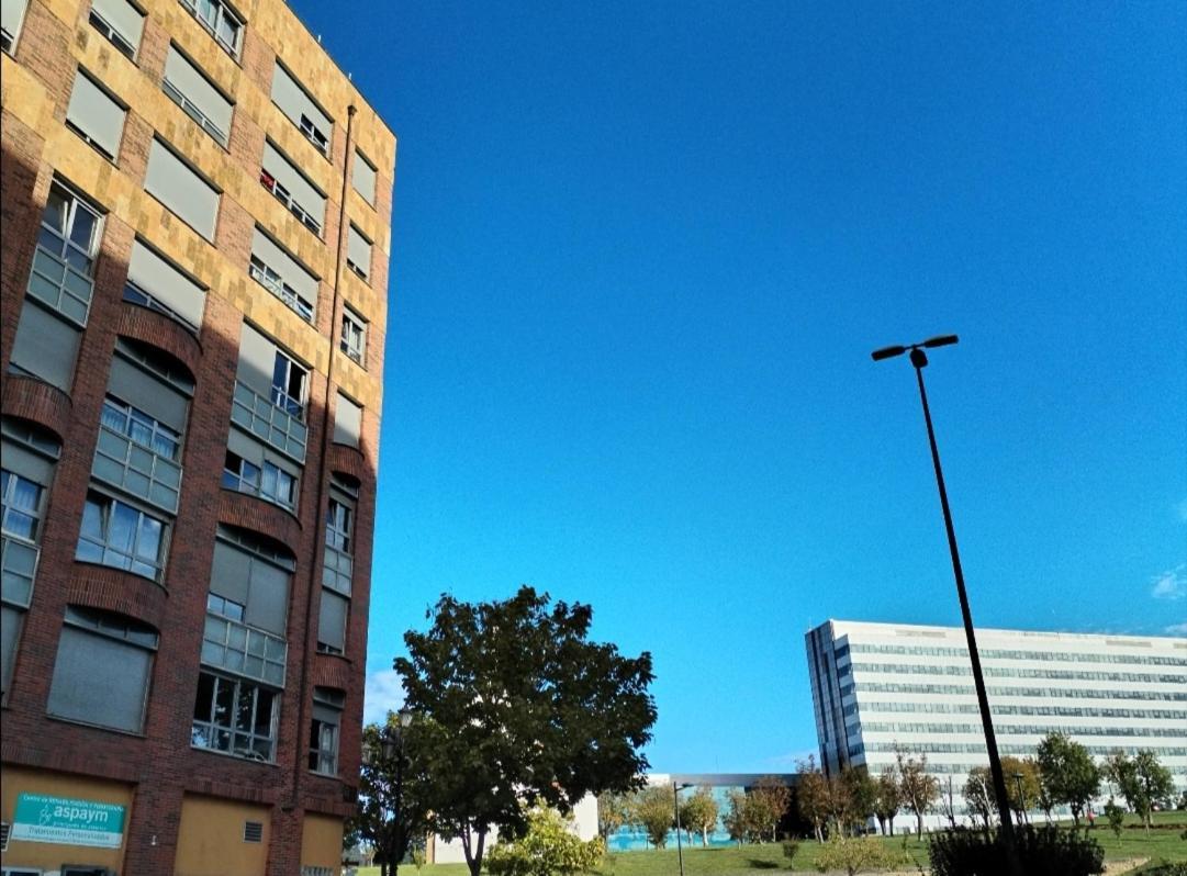 Apartamentos Chevere Rojo-Huca اوفيدو المظهر الخارجي الصورة